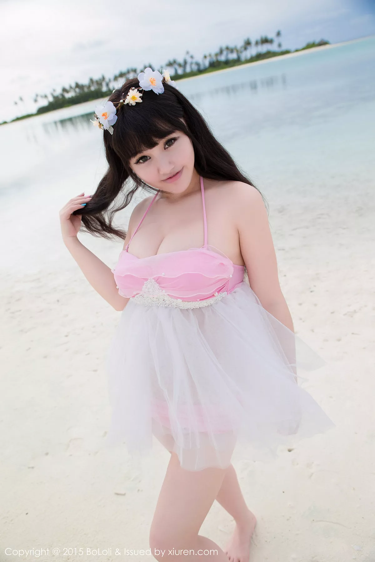 秀人集.com_[BoLoli波萝社]Vol.057_嫩模Barbie可儿泳池里性感比基尼半脱秀豪乳诱惑写真49P