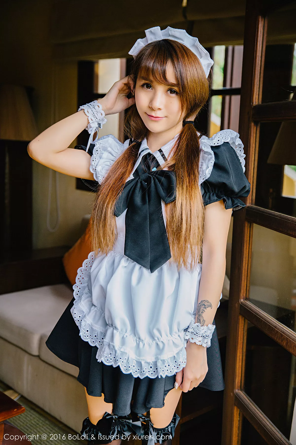 秀人集.com_[BoLoli波萝社]Vol.084_嫩模夏美酱越南大叻旅拍性感女仆装侧露美乳写真68P