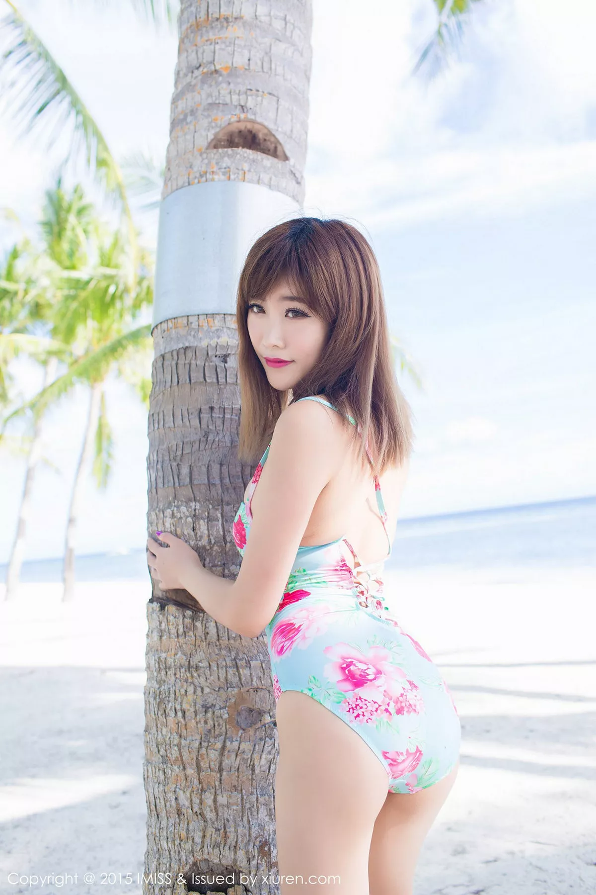 秀人集.com_[IMISS爱蜜社]Vol.055_嫩模程小烦不烦薄荷岛旅拍牛仔吊带裙秀美胸写真53P