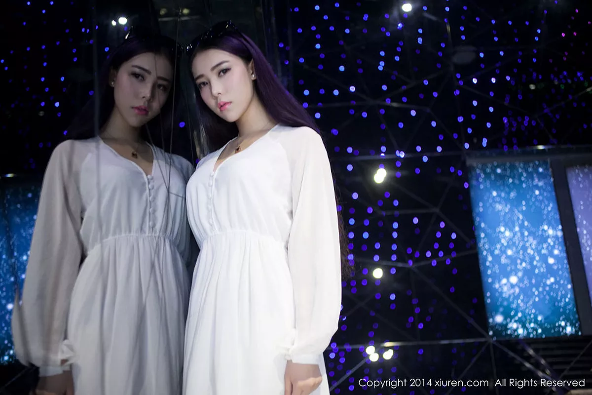 秀人集.com_[XiuRen秀人网]No.131_嫩模梦娜Vanessa白色连身睡裙大尺度真空美胸诱惑写真58P