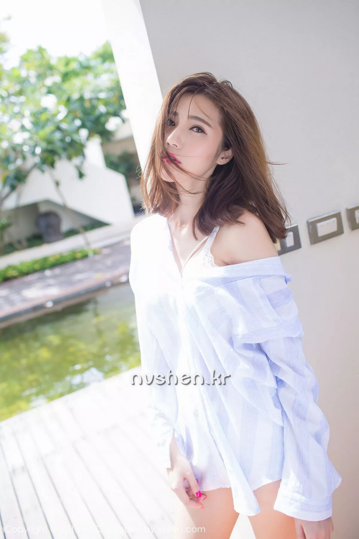 秀人集.com_[IMISS爱蜜社]Vol.139_嫩模Sandy陈天扬苏梅岛旅拍第二套白色衬衣下傲人身材写真54P