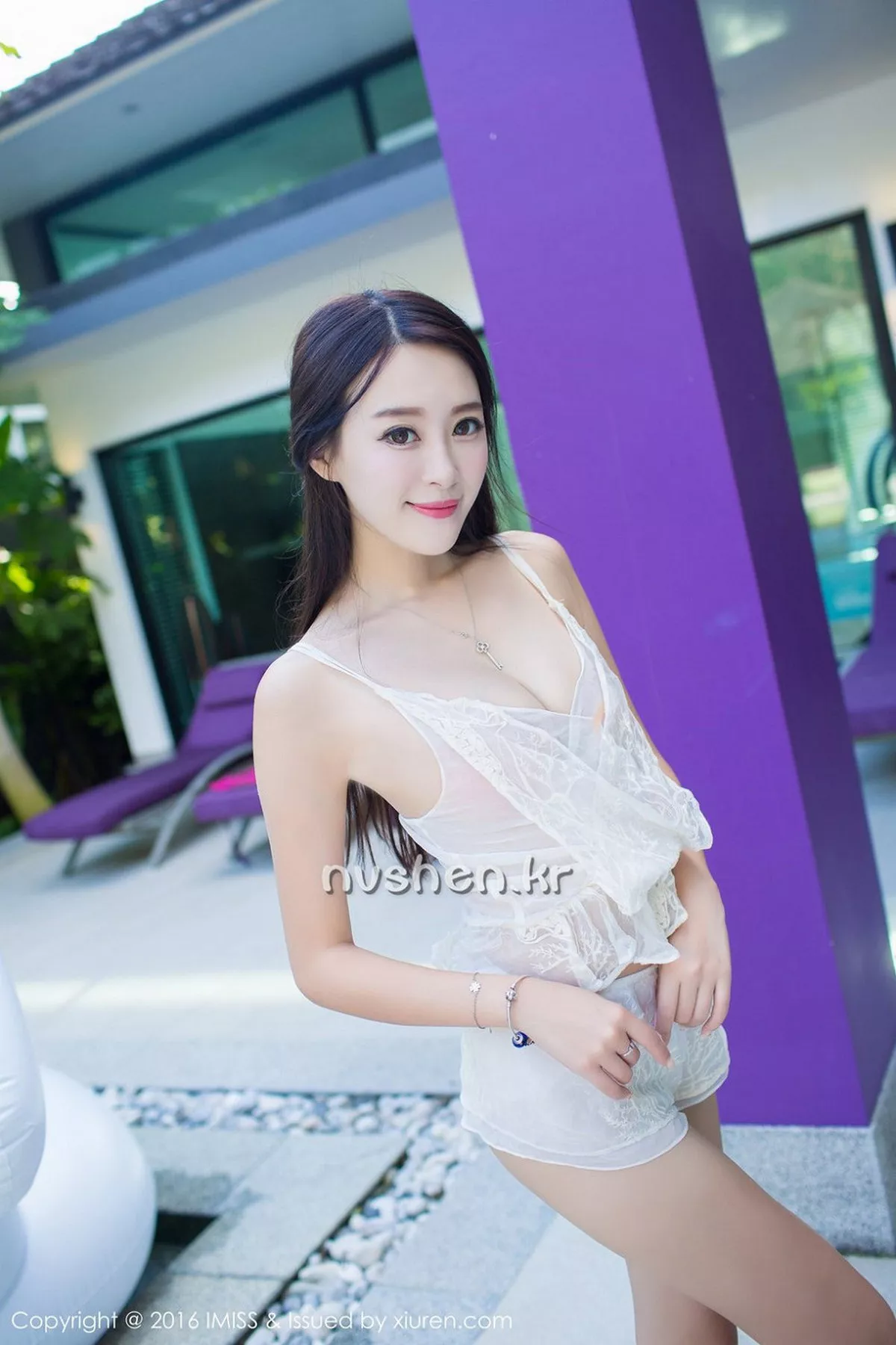 秀人集.com_[IMISS爱蜜社]Vol.141_嫩模王曼妮好Q纯白吊带薄纱透视秀美胸靓丽迷人写真40P