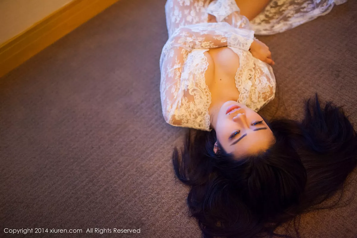 秀人集.com_[XiuRen秀人网]No.161_秀人嫩模luvian本能透明白纱性感内衣系列诱惑写真50P