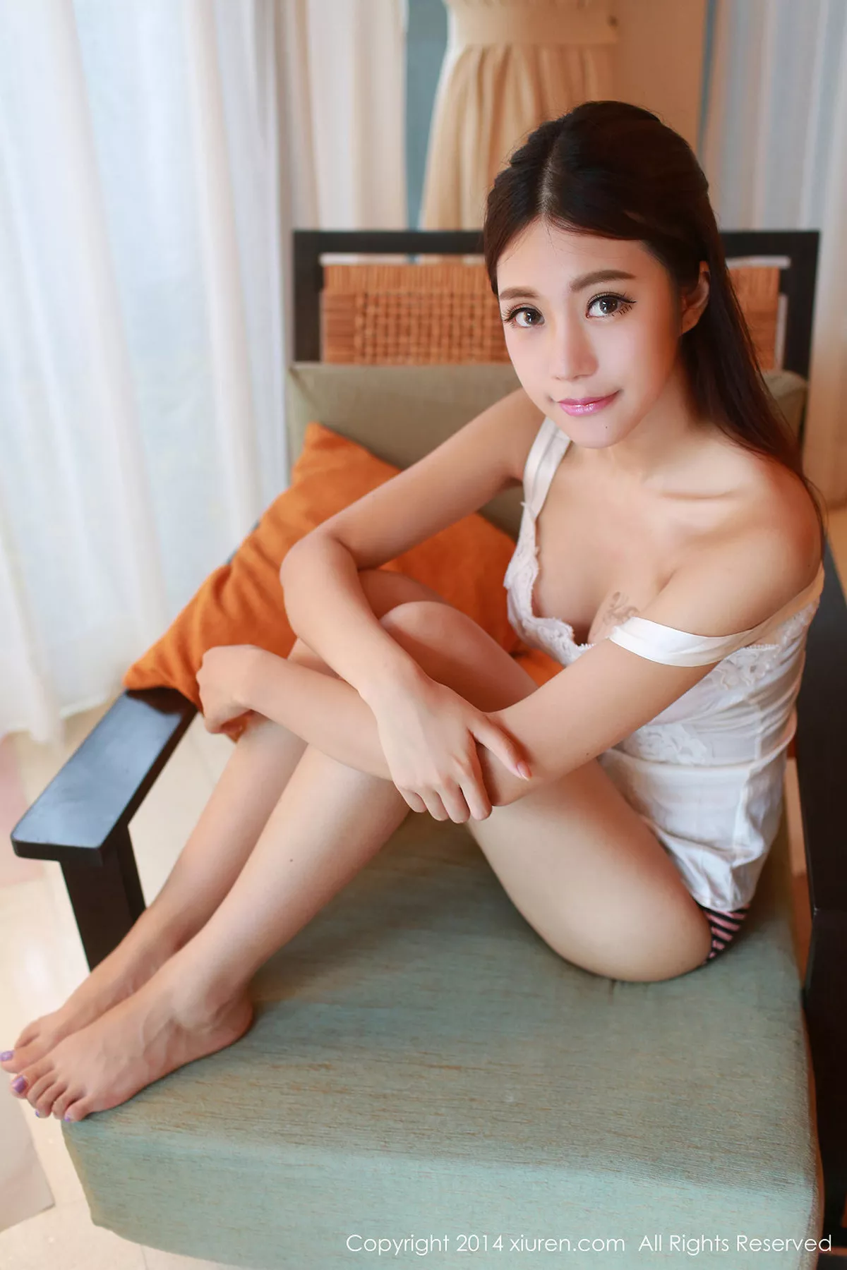 秀人集.com_[XiuRen秀人网]No.205_性感尤物绮里嘉ula泰国旅拍居家内衣秀迷人美胸写真45P