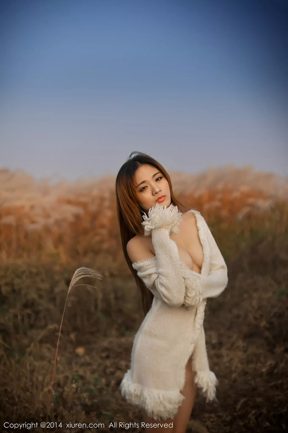 秀人集.com_[XiuRen秀人网]No.211_嫩模YOYO苏小苏浴缸里全裸玫瑰花瓣浴香艳火辣诱惑写真56P