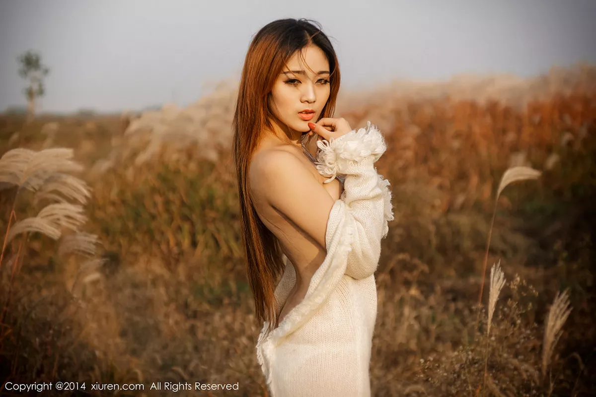 秀人集.com_[XiuRen秀人网]No.211_嫩模YOYO苏小苏浴缸里全裸玫瑰花瓣浴香艳火辣诱惑写真56P