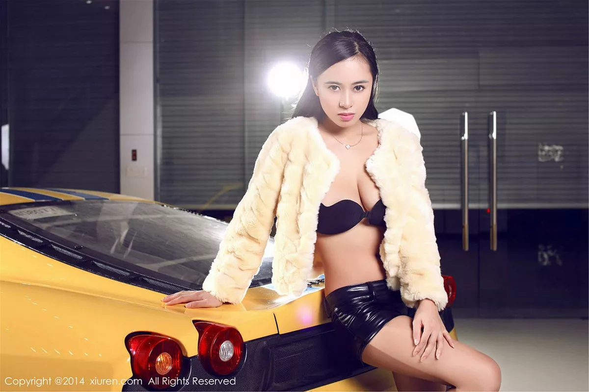 秀人集.com_[XiuRen秀人网]No.252_大胸嫩模黄可christine香车美女性感内衣系列写真60P