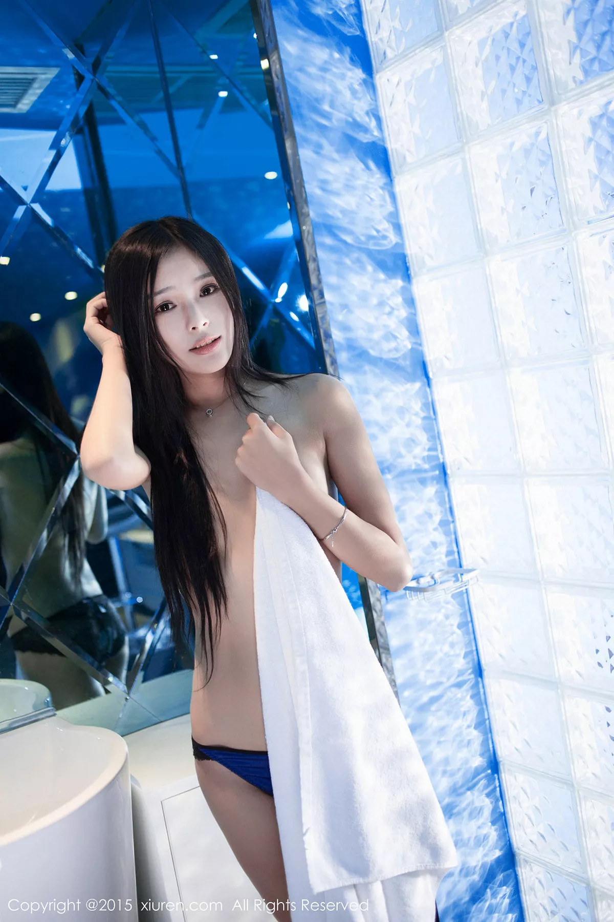 秀人集.com_[XiuRen秀人网]No.299_嫩模骄傲的李雨昕性感内衣系列真空露半球诱惑写真50P