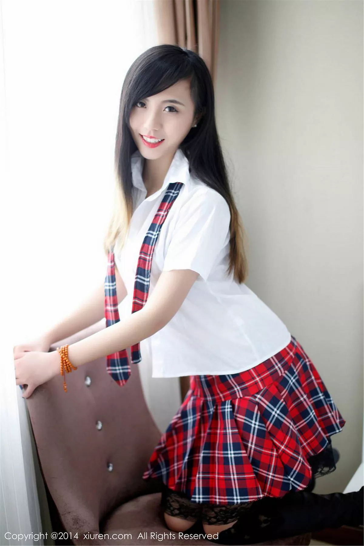 秀人集.com_[XiuRen秀人网]No.254_甜美模特谢忱倬学生制服诱惑+圣诞主题系列海量写真133P