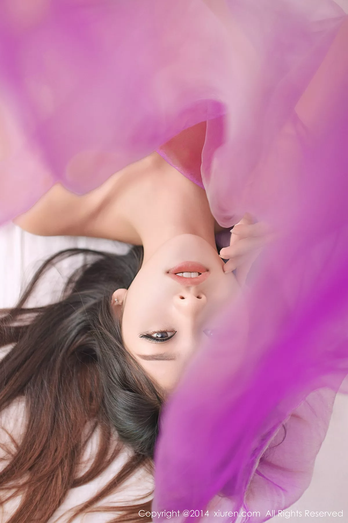 秀人集.com_[XiuRen秀人网]No.244_嫩模史雨姐姐户外红色内衣秀丰满美乳性感写真50P