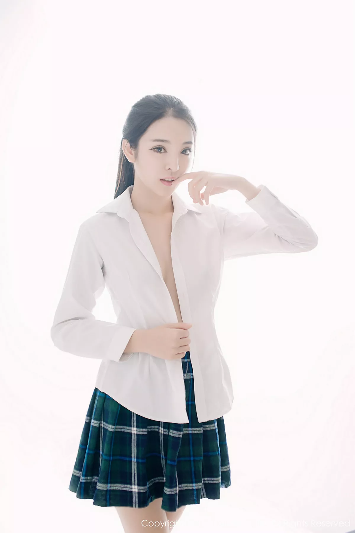 秀人集.com_[XiuRen秀人网]No.256_国产嫩模陈大榕黑色网状裙秀完美身材极致诱惑写真50P