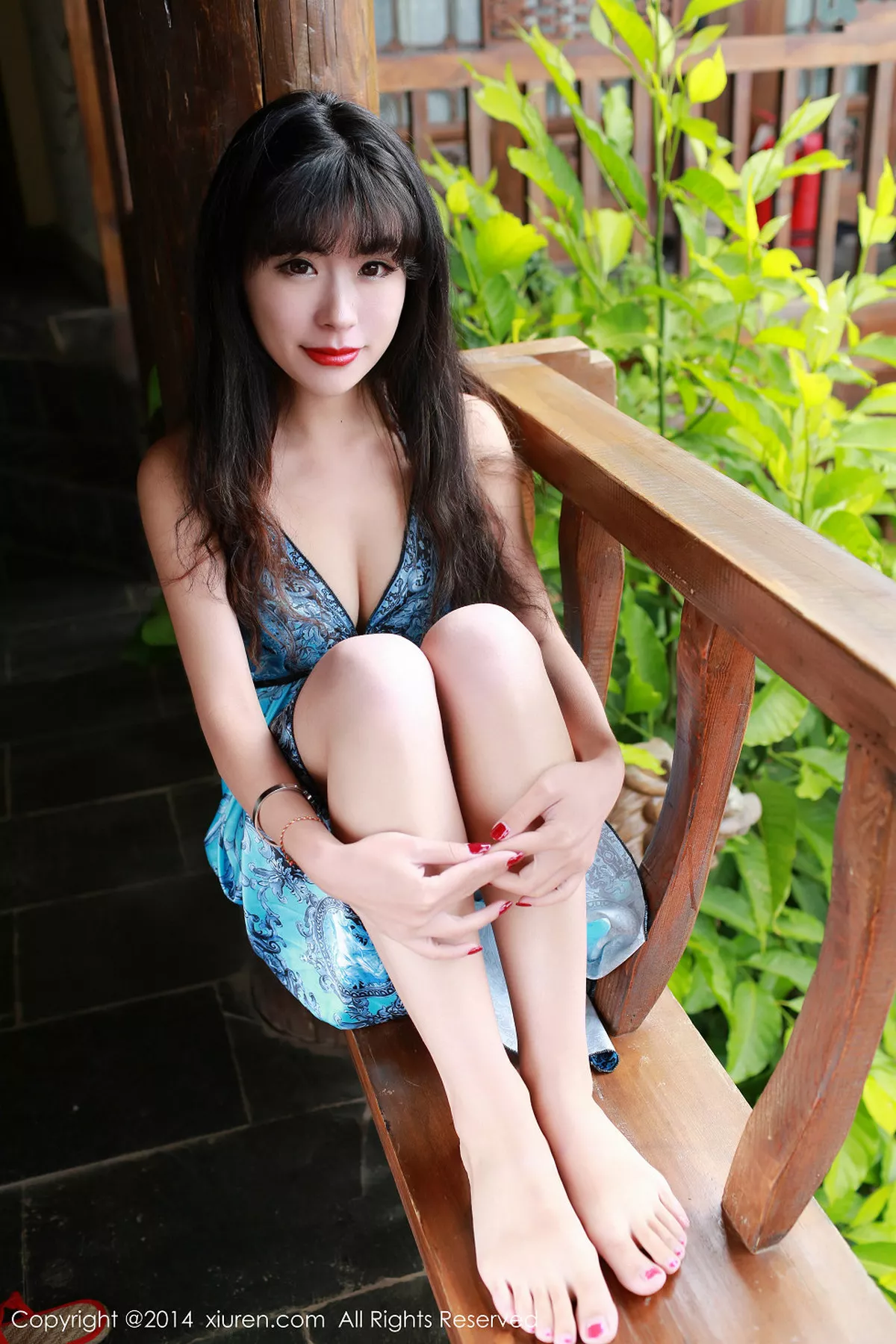 秀人集.com_[XiuRen秀人网]No.231_嫩模刘雪妮Verna居家私房透明肚兜蕾丝丁字裤诱惑写真42P