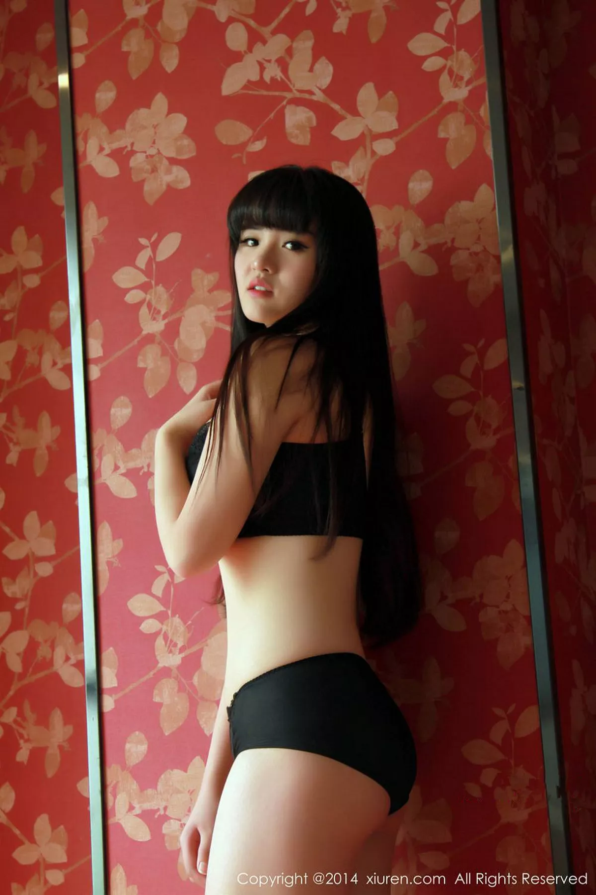 秀人集.com_[XiuRen秀人网]No.261_90后美女模特旭儿F罩杯丰满美胸性感内衣系列写真80P