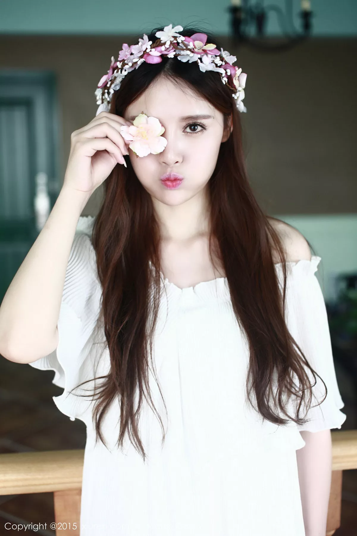 秀人集.com_[XiuRen秀人网]No.376_嫩模高溜MilkCat清新白嫩连身裙+性感爆乳装写真120P