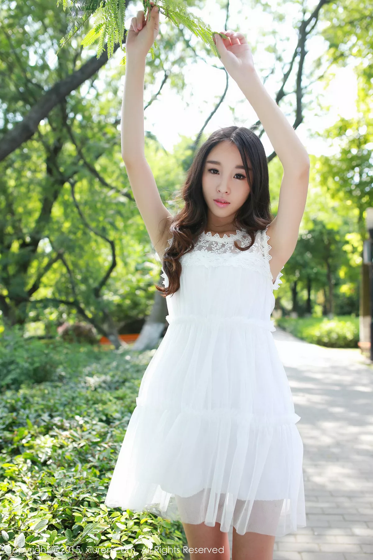 秀人集.com_[XiuRen秀人网]No.371_清纯妹子梓萱Crystal脱白色连身裙秀性感内衣写真45P