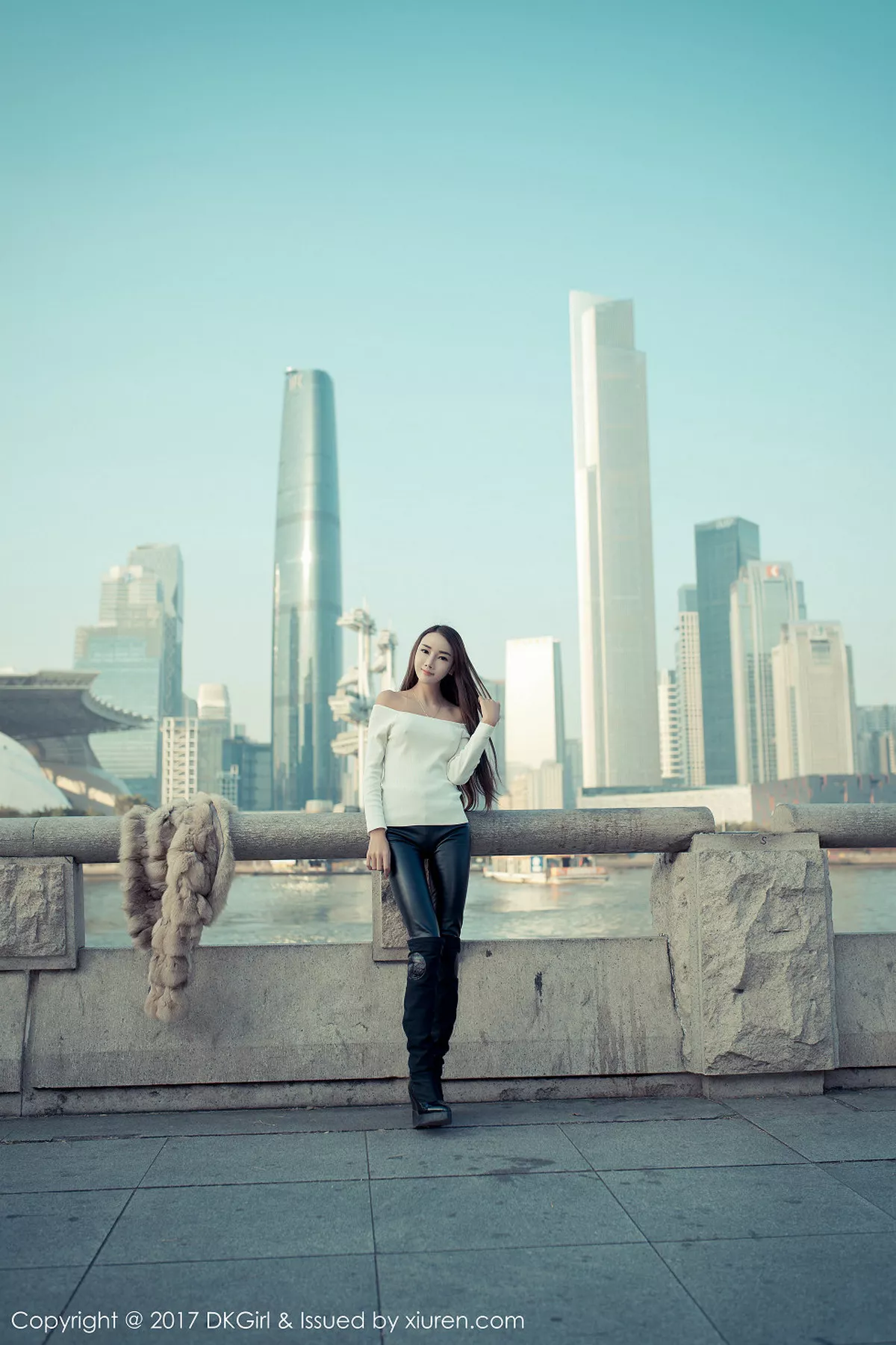 秀人集.com_[DKGirl御女郎]Vol.010_嫩模婕西儿jessie浴室比基尼新春主题露豪乳福利诱惑写真54P