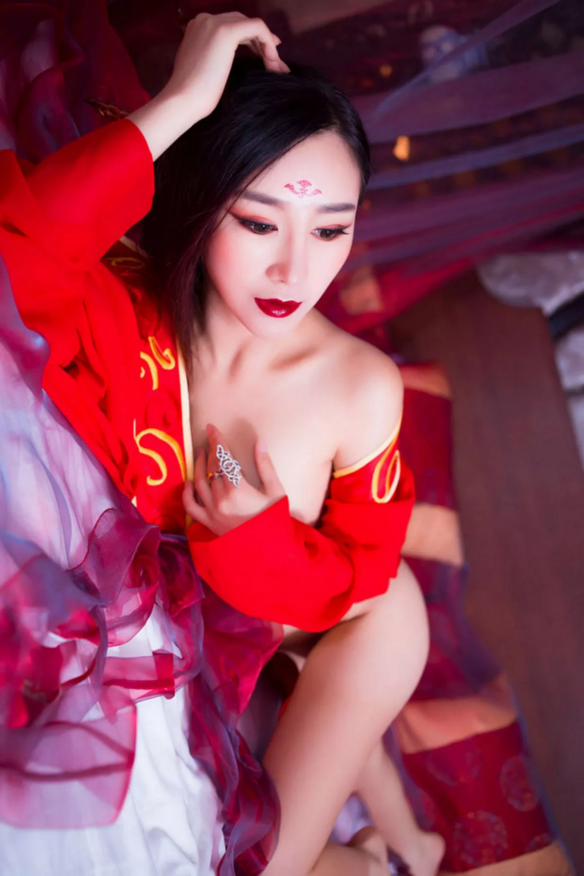 秀人集.com_[XiuRen秀人网]No.382_嫩模邹晶晶《花千骨魔化》COS七夕福利红色小内裤诱惑写真57P