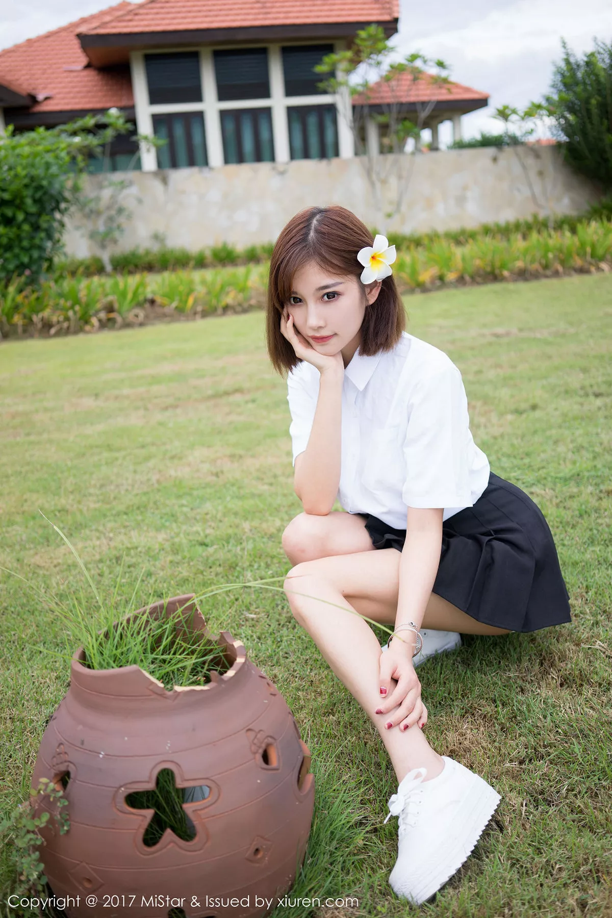 秀人集.com_[MiStar魅妍社]Vol.159_甜美女神杨晨晨sugar沙巴旅拍性感比基尼秀完美身材写真50P