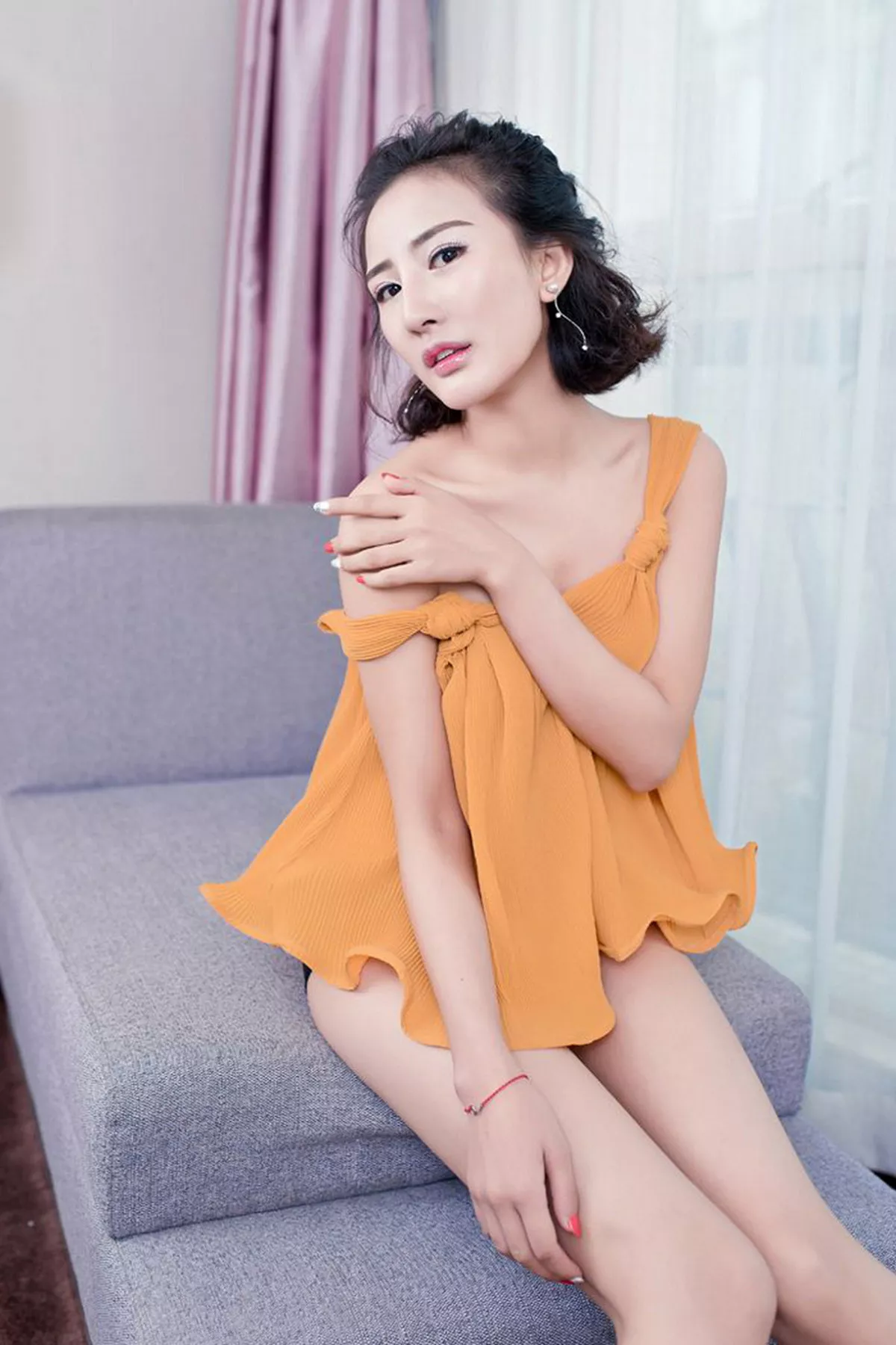 秀人集.com_[XiuRen秀人网]No.590_娇媚女人梅哥白色高叉连体内衣浴缸里奶油摸身湿身诱惑写真51P