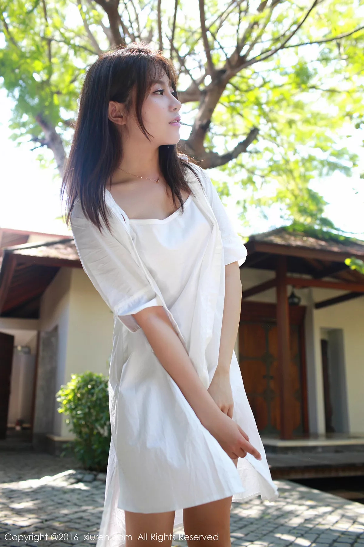 秀人集.com_[XiuRen秀人网]No.562_嫩模许诺Sabrina巴厘岛旅拍邻家女孩清纯花色连身短裙写真53P