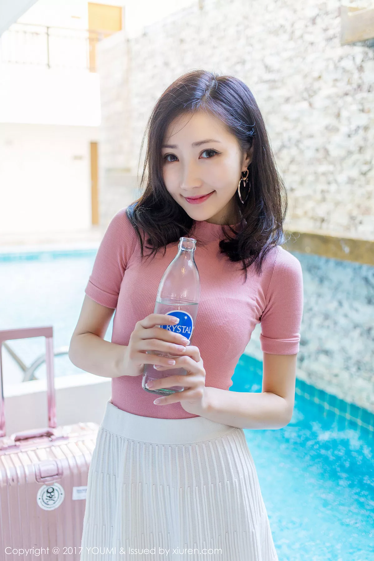 秀人集.com_[YouMi尤蜜荟]Vol.023_妩媚女神Yumi-尤美白色吊带连身裙秀完美身材性感迷人写真47P