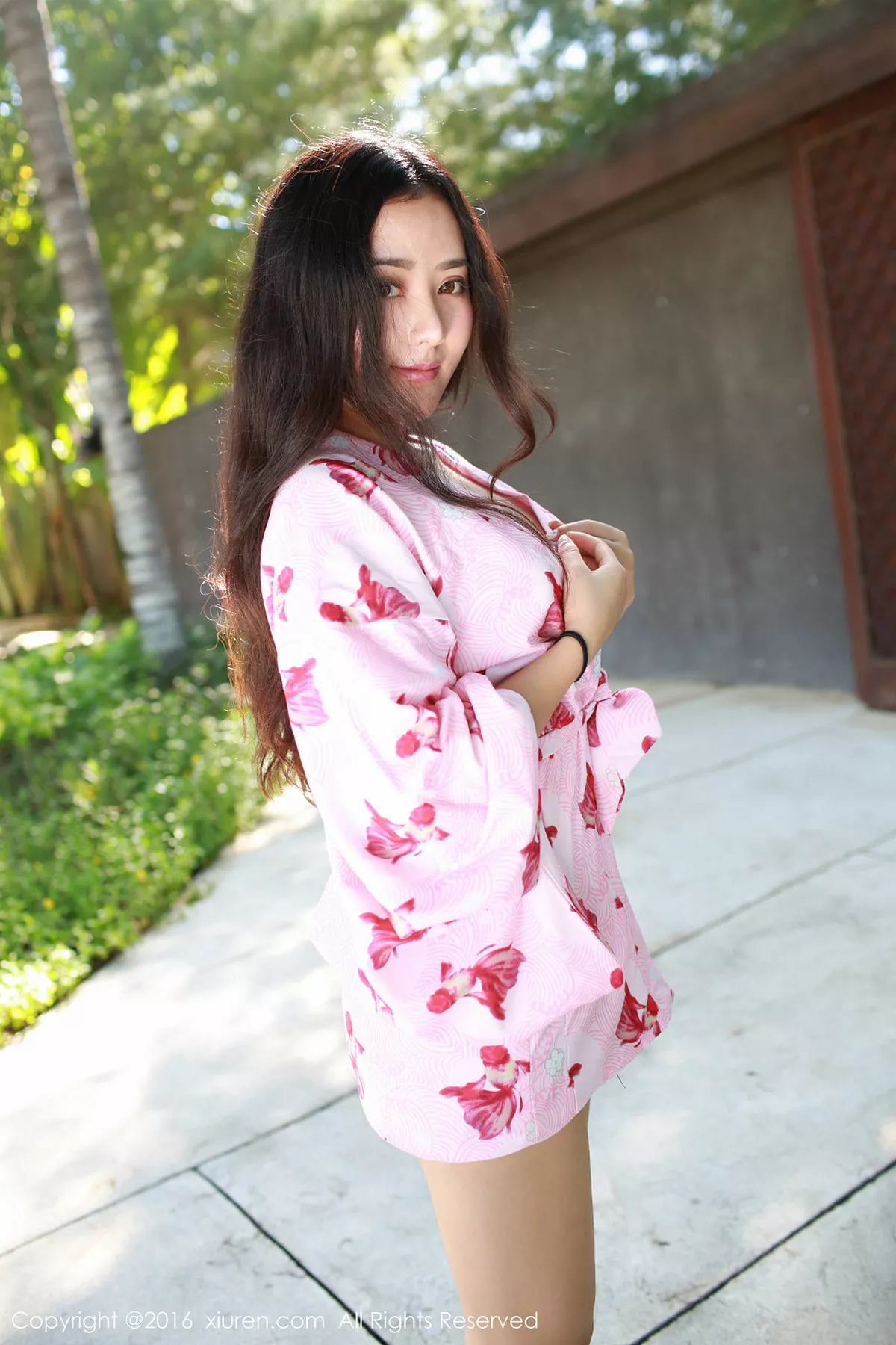 秀人集.com_[XiuRen秀人网]No.554_嫩模Manuela玛鲁娜巴厘岛旅拍黑色丁字裤诱惑美臀写真47P