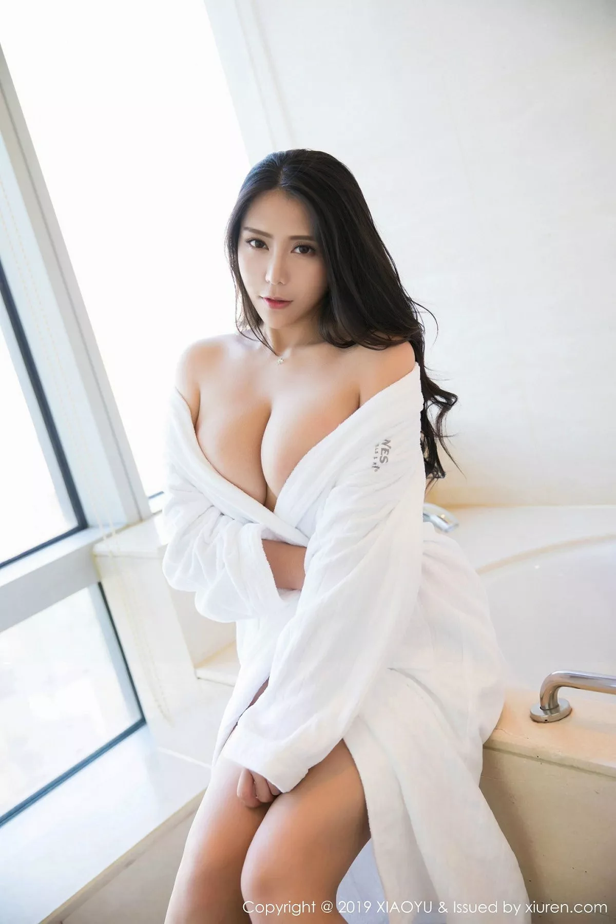 秀人集.com_[XiaoYu画语界]Vol.136_嫩模安可儿私房白色缕空内衣半脱露豪乳翘臀诱惑写真52P