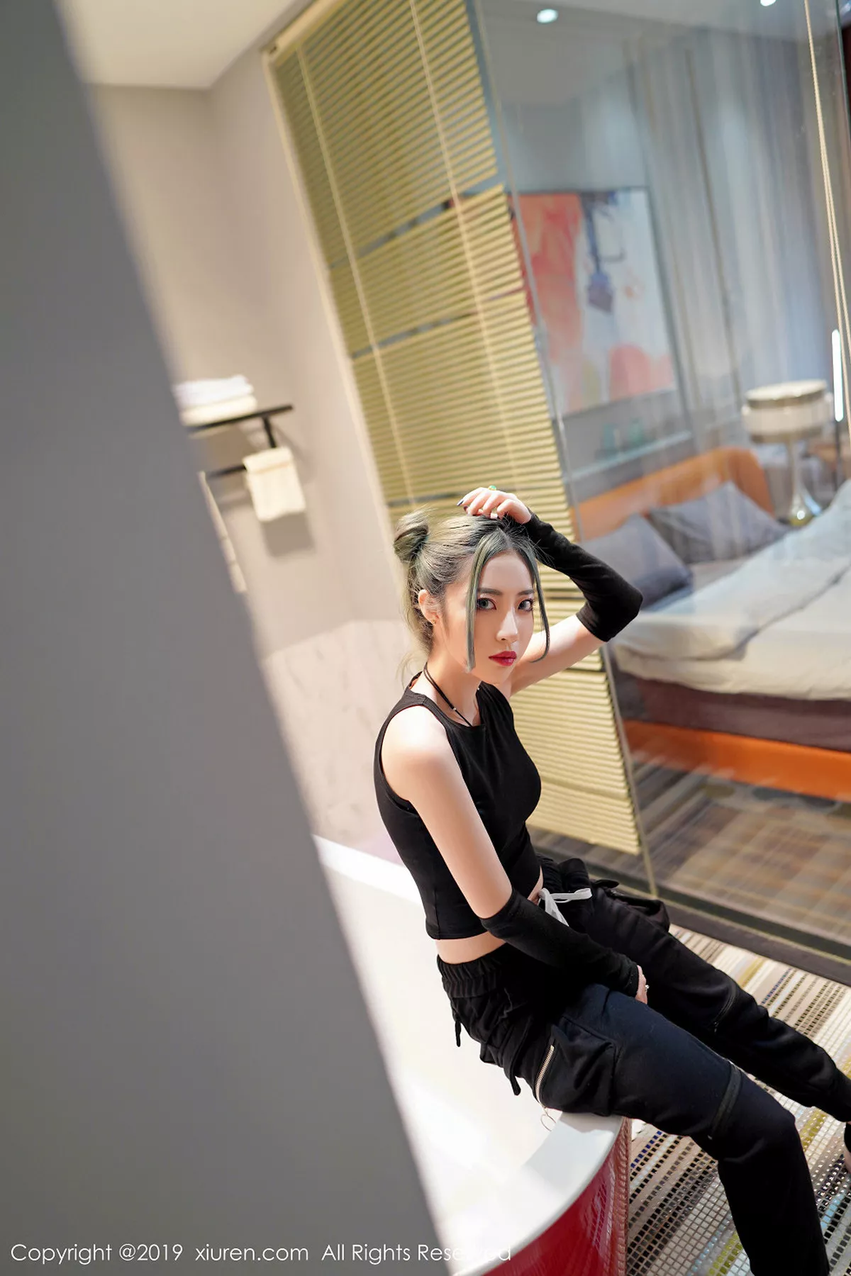 秀人集.com_[XiuRen秀人网]No.1644_嫩模贾诗晗居家私房性感黑色内衣秀完美身材修长美腿迷人写真50P
