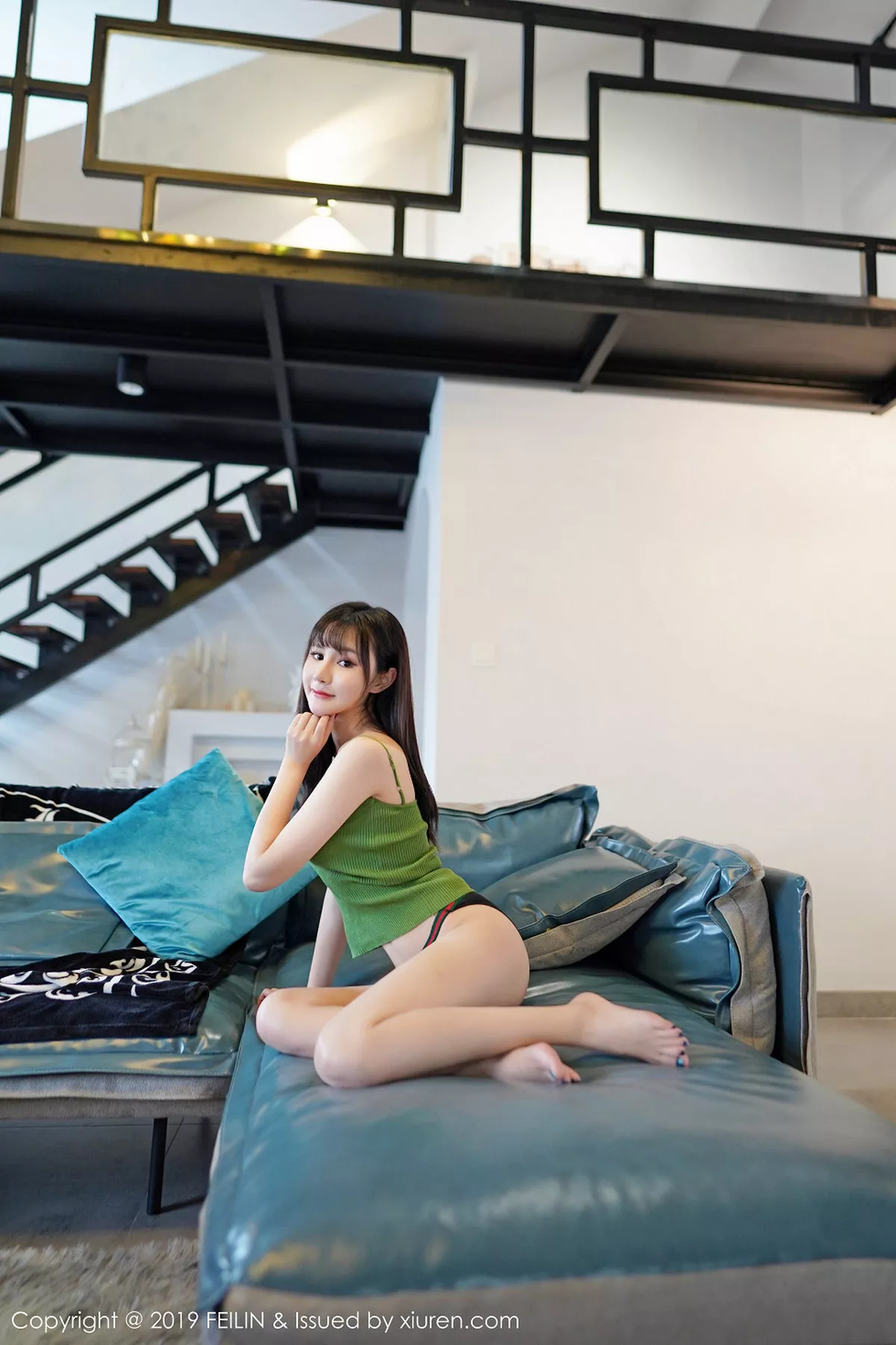 秀人集.com_[FeiLin嗲囡囡]Vol.202_新人嫩模青妍Celina居家私房透视薄纱内衣撩人诱惑写真54P