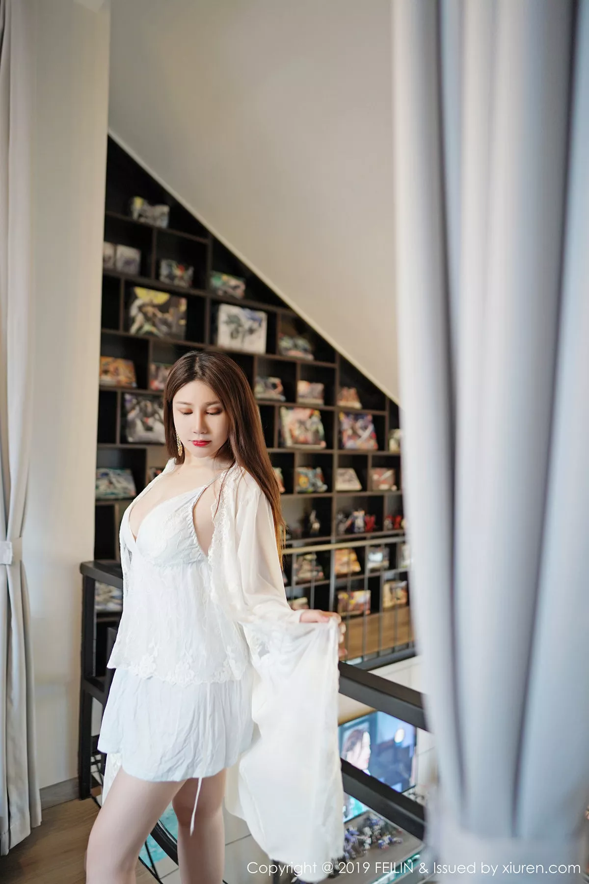 秀人集.com_[FeiLin嗲囡囡]Vol.208_嫩模李清婳私房泳池里大尺度全裸秀豪乳翘臀极致诱惑写真41P