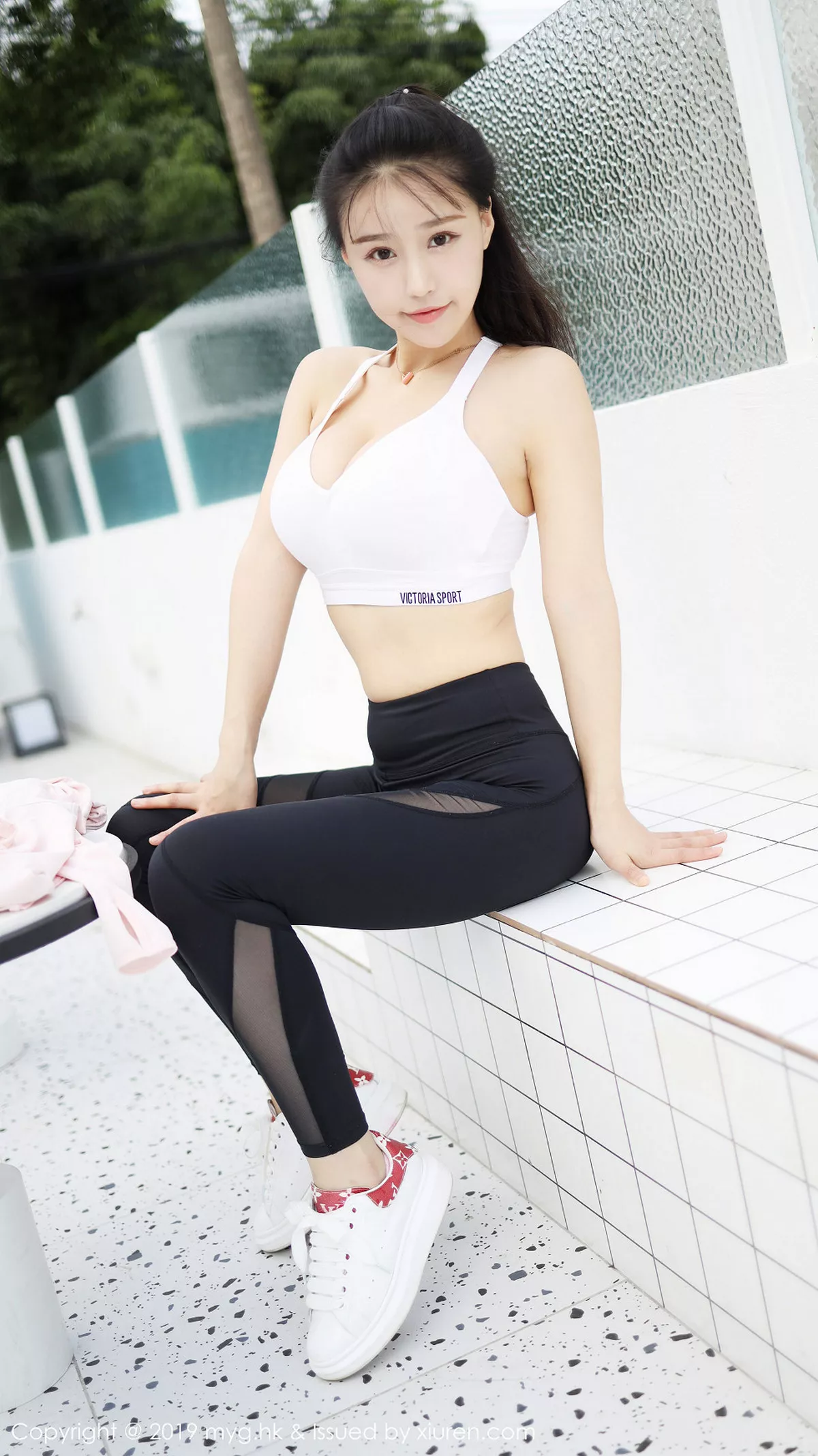 秀人集.com_[MyGirl美媛馆]Vol.387_女神Flower朱可儿户外运动装半脱秀蕾丝内裤惹火诱惑写真75P