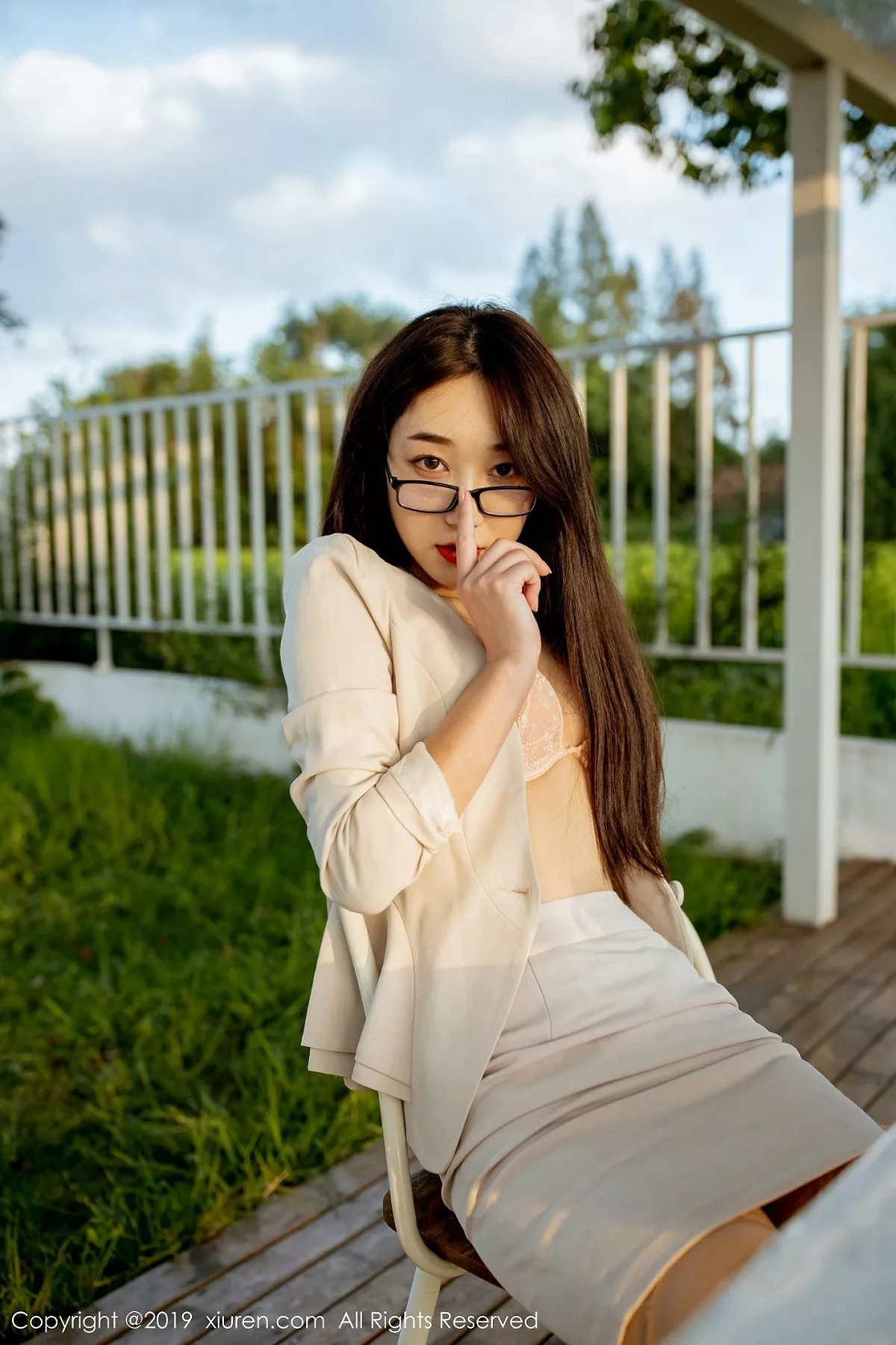 秀人集.com_[XiuRen秀人网]No.1700_嫩模小九月心愿旅拍私房秘书OL装扮配性感蕾丝袜完美诱惑写真63P