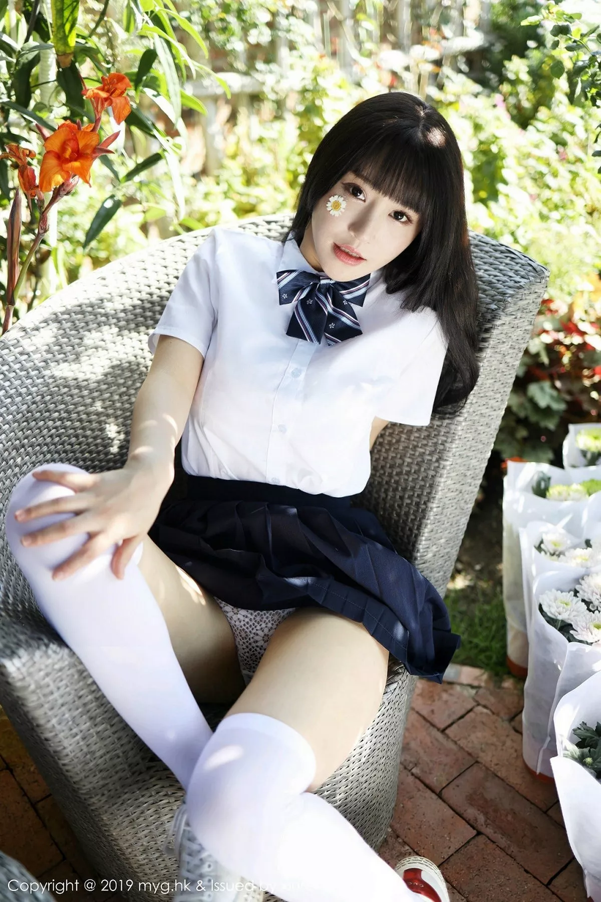 秀人集.com_[MyGirl美媛馆]Vol.394_女神Flower朱可儿大理旅拍户外学生装大胆撩裙诱惑写真54P