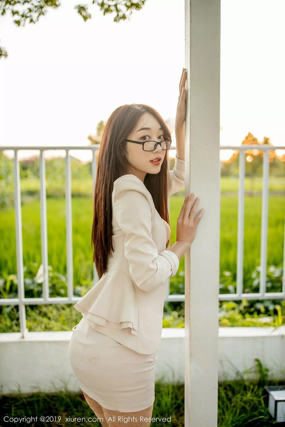 秀人集.com_[XiuRen秀人网]No.1700_嫩模小九月心愿旅拍私房秘书OL装扮配性感蕾丝袜完美诱惑写真63P