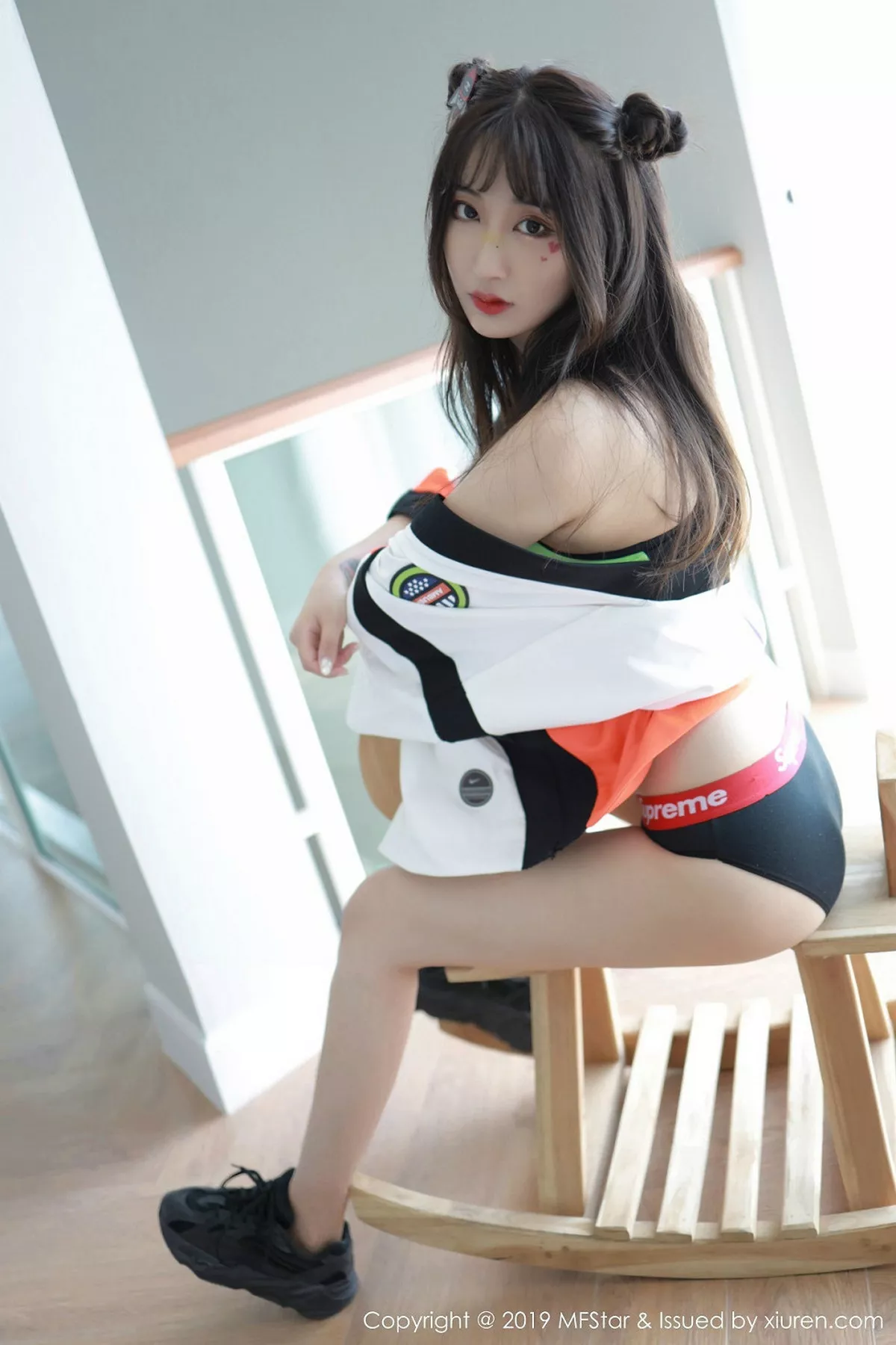 秀人集.com_[MFStar模范学院]Vol.226_嫩模Betty林子欣清迈旅拍私房真空运动服露半球诱惑写真45P