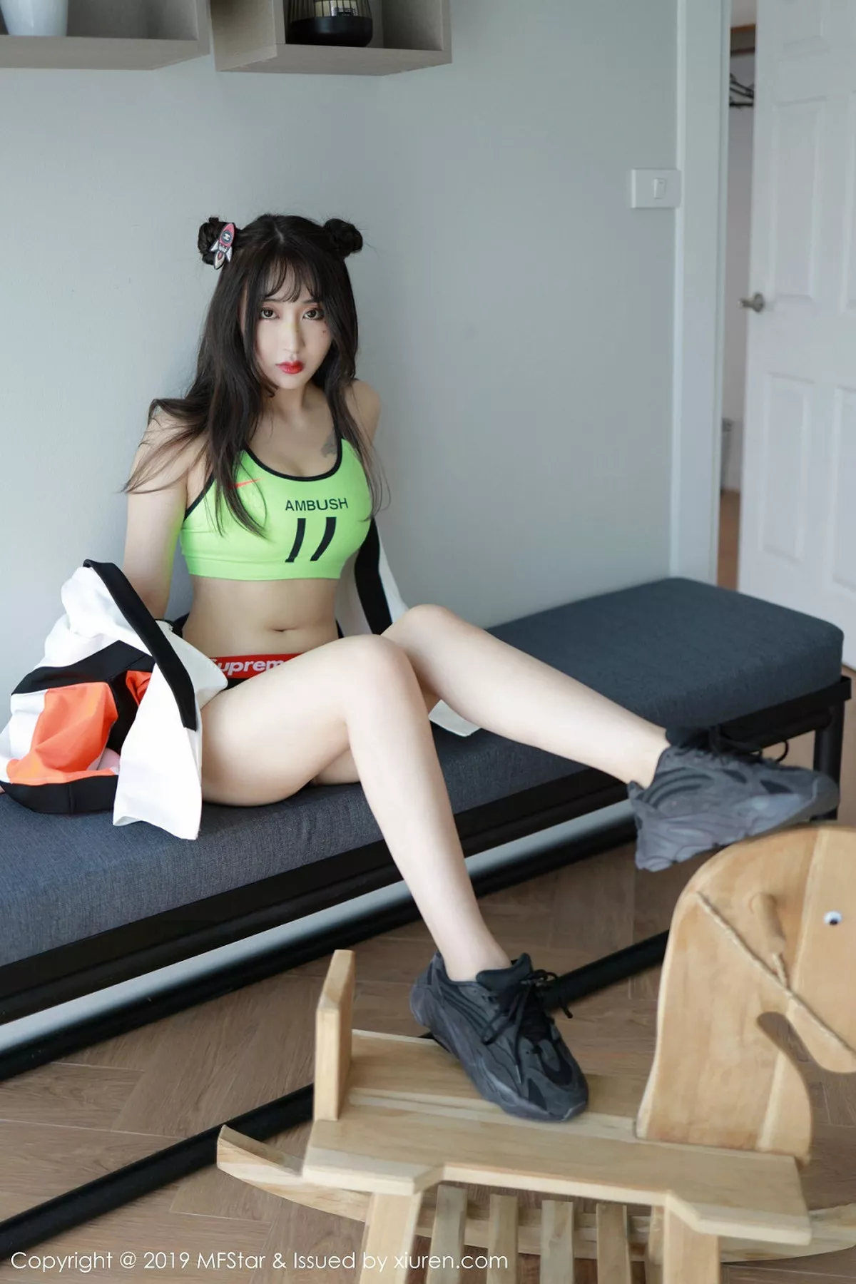 秀人集.com_[MFStar模范学院]Vol.226_嫩模Betty林子欣清迈旅拍私房真空运动服露半球诱惑写真45P