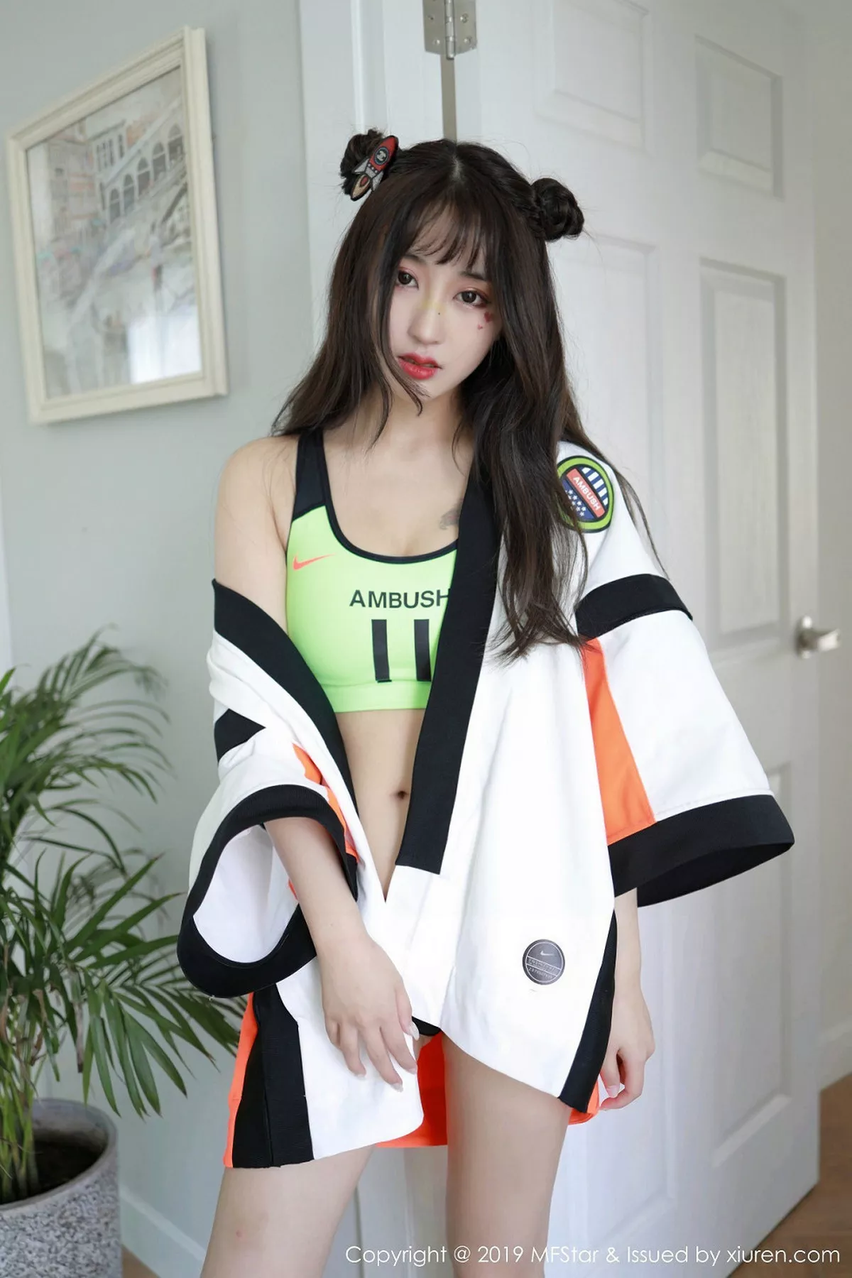 秀人集.com_[MFStar模范学院]Vol.226_嫩模Betty林子欣清迈旅拍私房真空运动服露半球诱惑写真45P