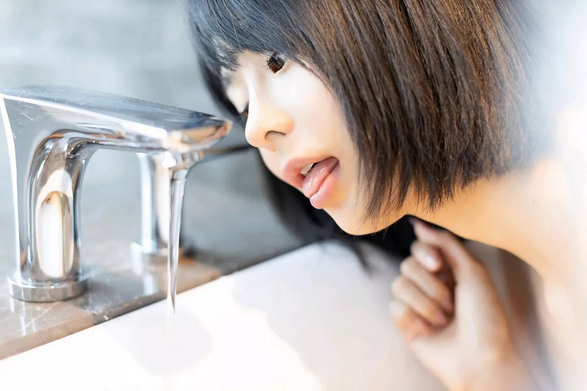 秀人集.com_[YouMi尤蜜荟]Vol.370_嫩模蓝夏Akasha浴室里真空连身裙湿身秀完美曲线诱惑写真42P