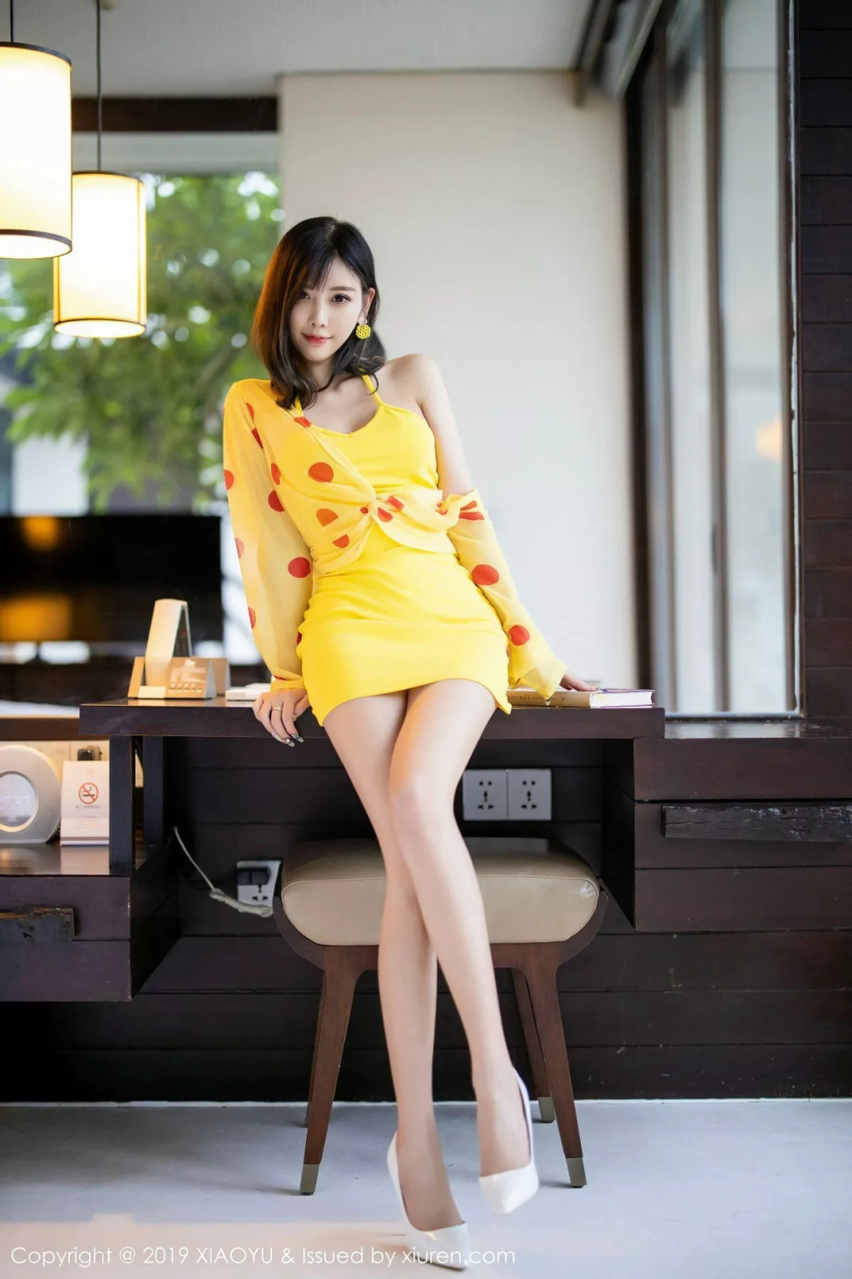 秀人集.com_[XiaoYu画语界]Vol.204_女神杨晨晨sugar心愿旅拍私房黄色吊带裙半脱诱惑写真58P