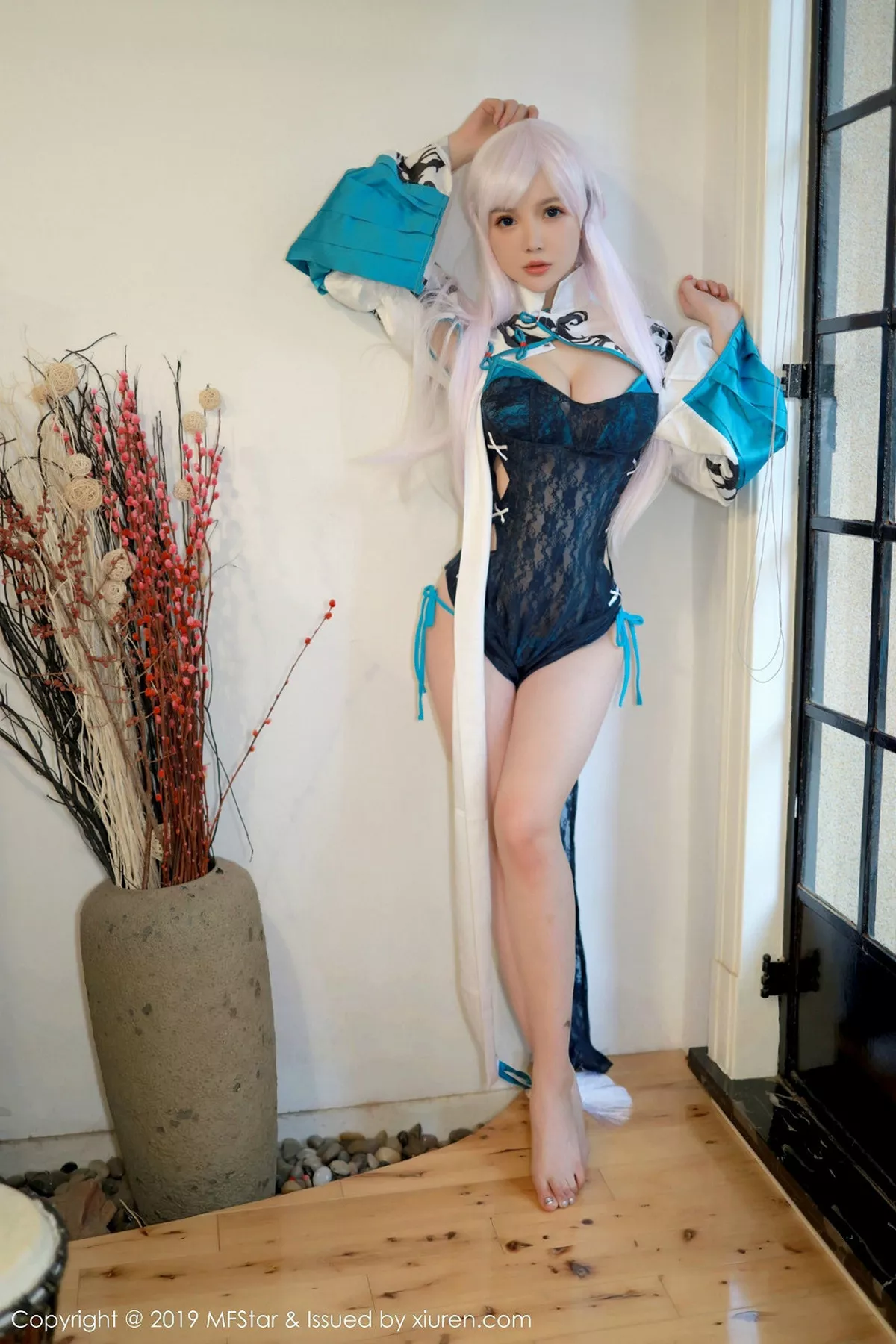 秀人集.com_[MFStar模范学院]Vol.239_性感美女糯美子Mini角色Cos主题系列秀完美身材诱惑写真66P