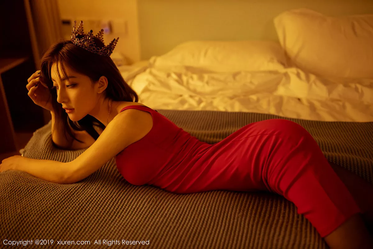 秀人集.com_[XiuRen秀人网]No.1868_嫩模林文文yooki性感红色吊裙全脱露黑色内衣魅惑黑丝写真60P