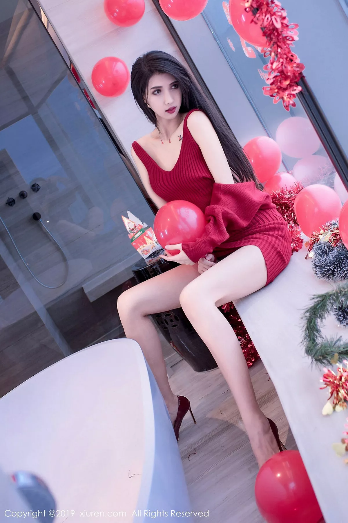 秀人集.com_[XiuRen秀人网]No.1871_高挑美女葛征Model私房圣诞新年主题红色深V圣诞女郎诱惑写真81P