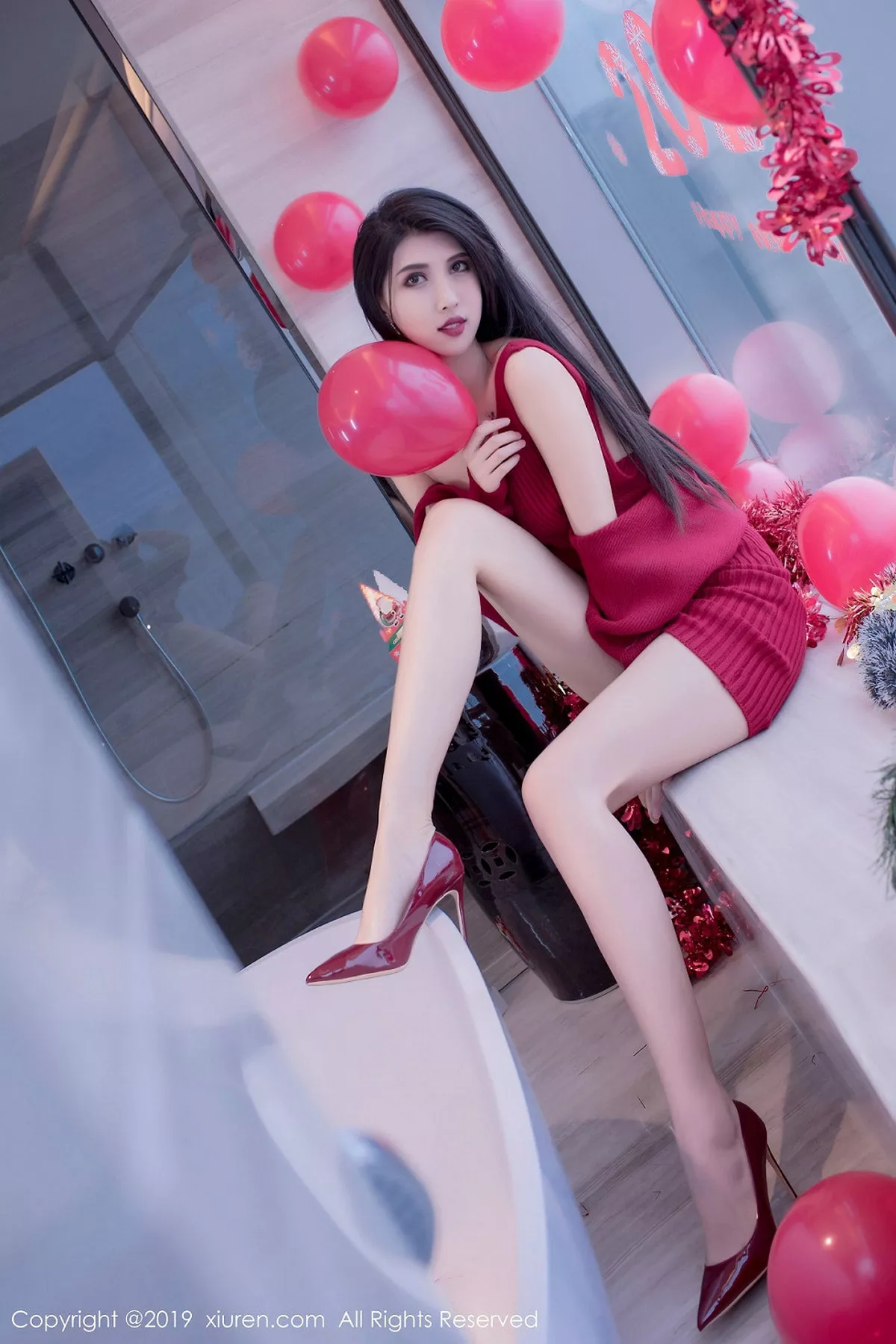 秀人集.com_[XiuRen秀人网]No.1871_高挑美女葛征Model私房圣诞新年主题红色深V圣诞女郎诱惑写真81P