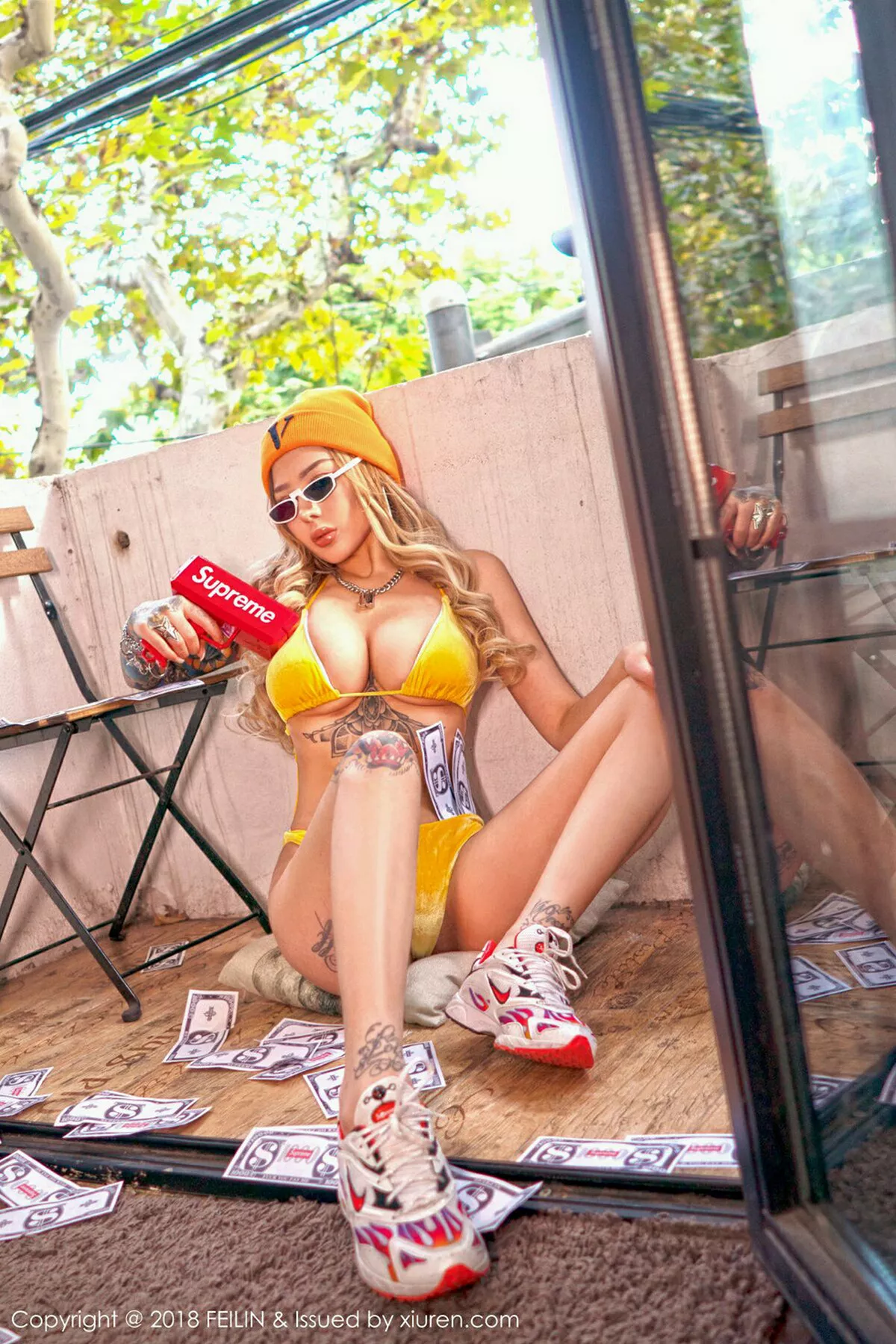 秀人集.com_[FeiLin嗲囡囡]Vol.173_嫩模大蜜私房性感黄色比基尼秀完美身材傲人豪乳撩人诱惑写真42P