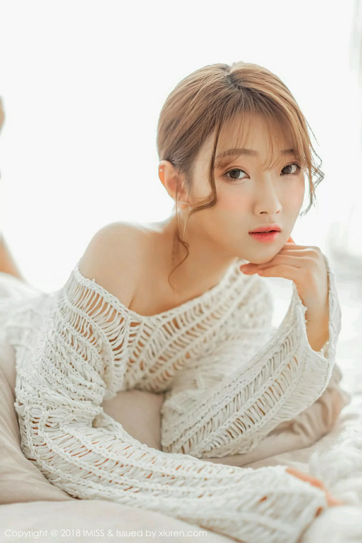 秀人集.com_[IMISS爱蜜社]Vol.306_嫩模Bowie宝儿私房缕空毛衣秀性感内衣完美身材迷人写真42P