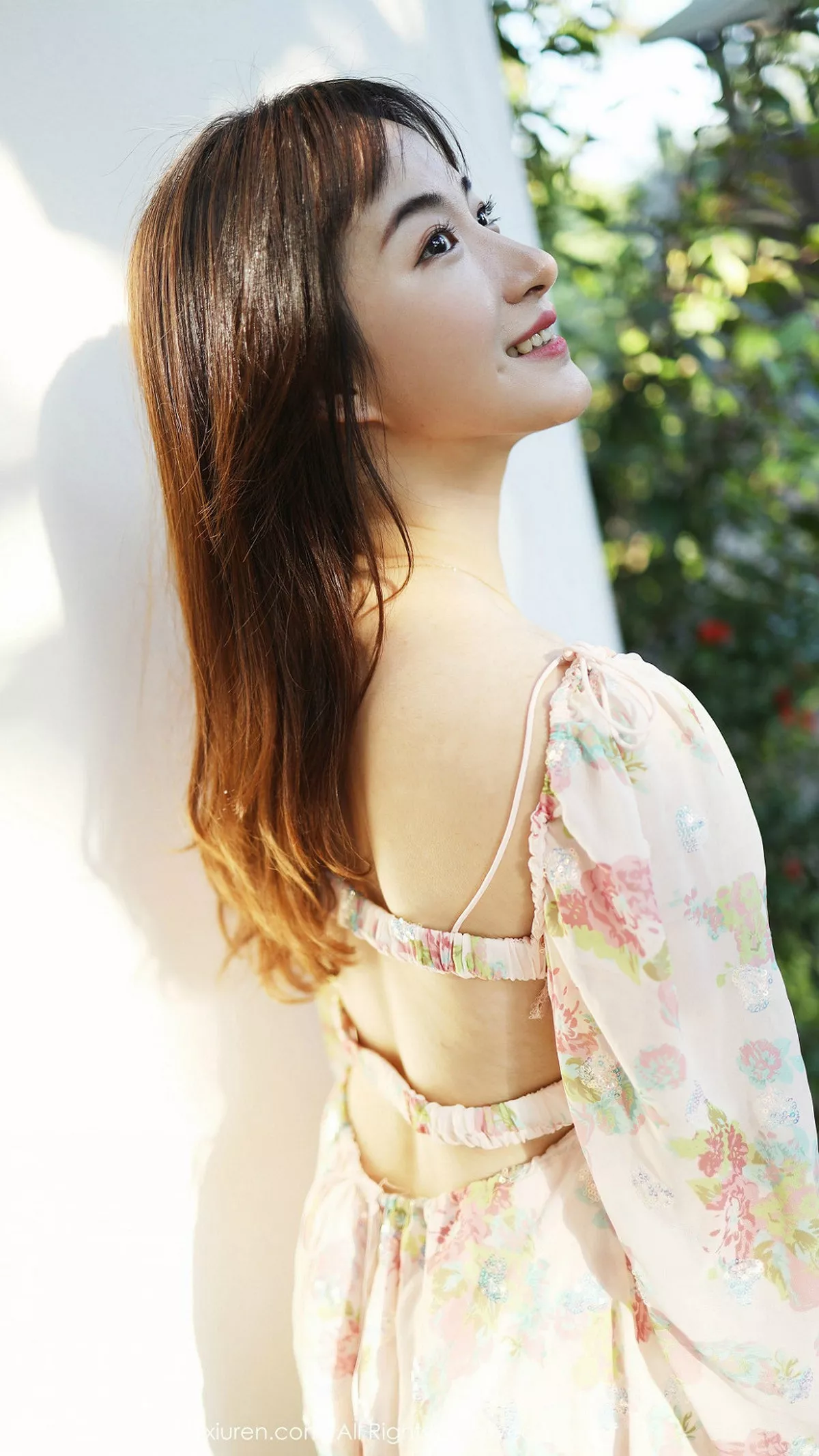 秀人集.com_[XiuRen秀人网]No.1892_嫩模艺儿拿铁泰国旅拍室外小清新主题蕾丝短裙迷人诱惑写真55P