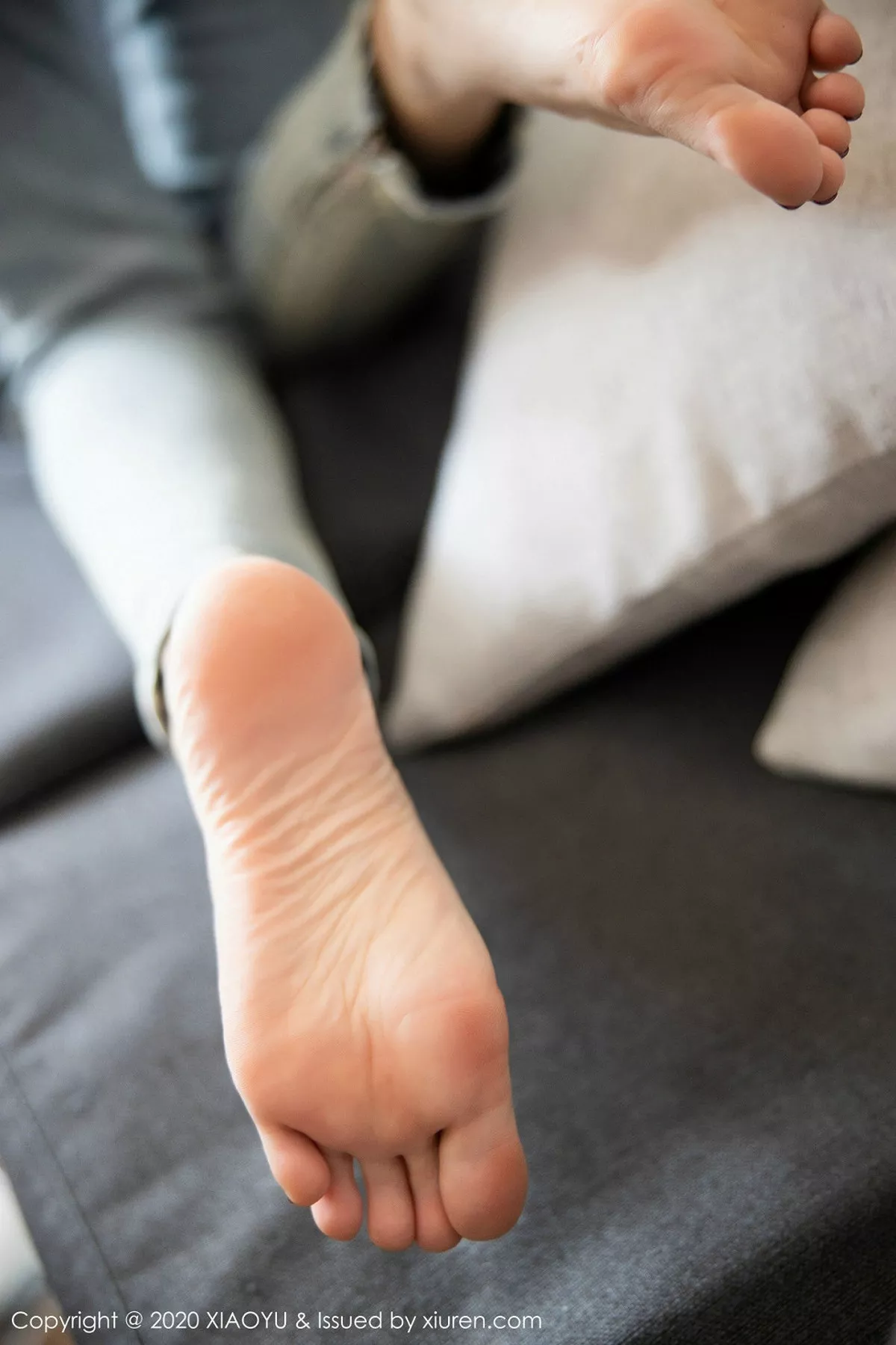 秀人集.com_[XiaoYu画语界]Vol.228_女神杨晨晨sugar济州岛旅拍撩衣真空半露豪乳撩人诱惑写真63P