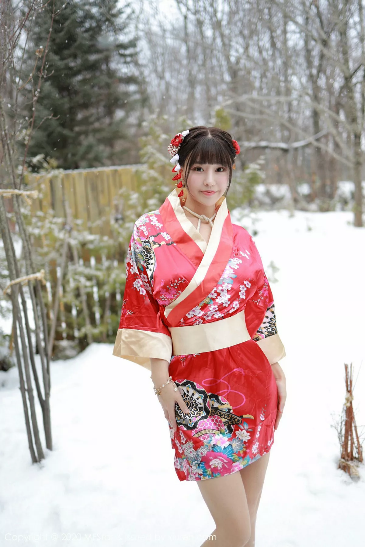 秀人集.com_[MFStar模范学院]Vol.249_女神朱可儿Flower日本旅拍温泉里全裸捆绑艺激情诱惑写真60P