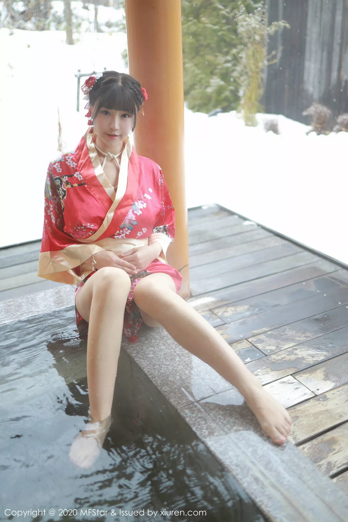 秀人集.com_[MFStar模范学院]Vol.249_女神朱可儿Flower日本旅拍温泉里全裸捆绑艺激情诱惑写真60P