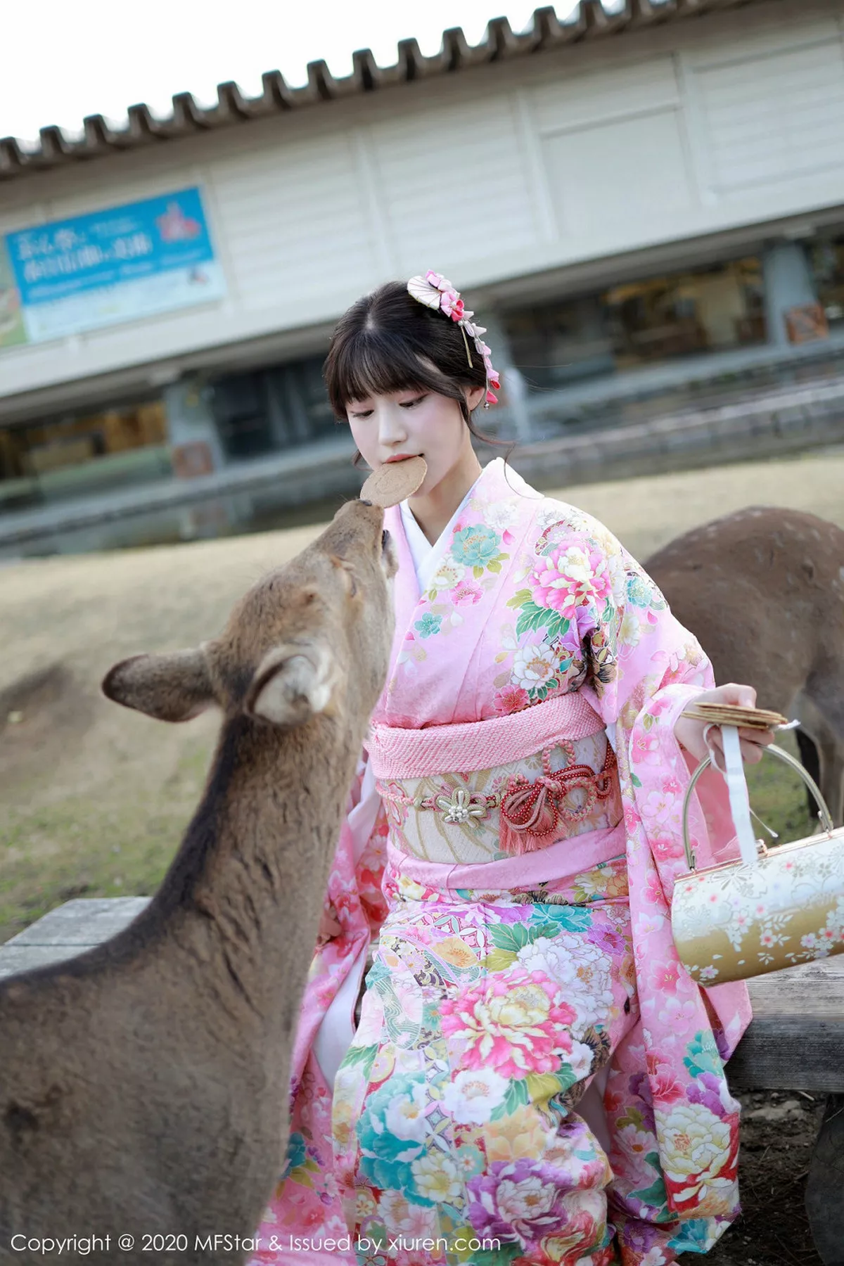 秀人集.com_[MFStar模范学院]Vol.254_女神朱可儿Flower日本旅拍绚丽和服真空秀豪乳诱惑写真75P